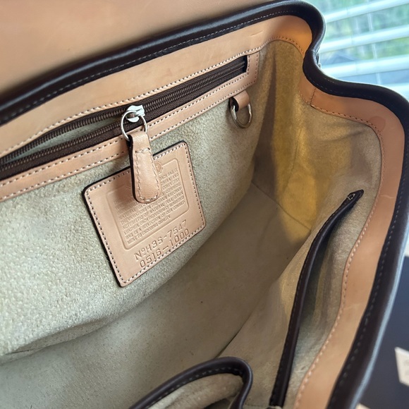 Coach tote - Picture 5 of 13